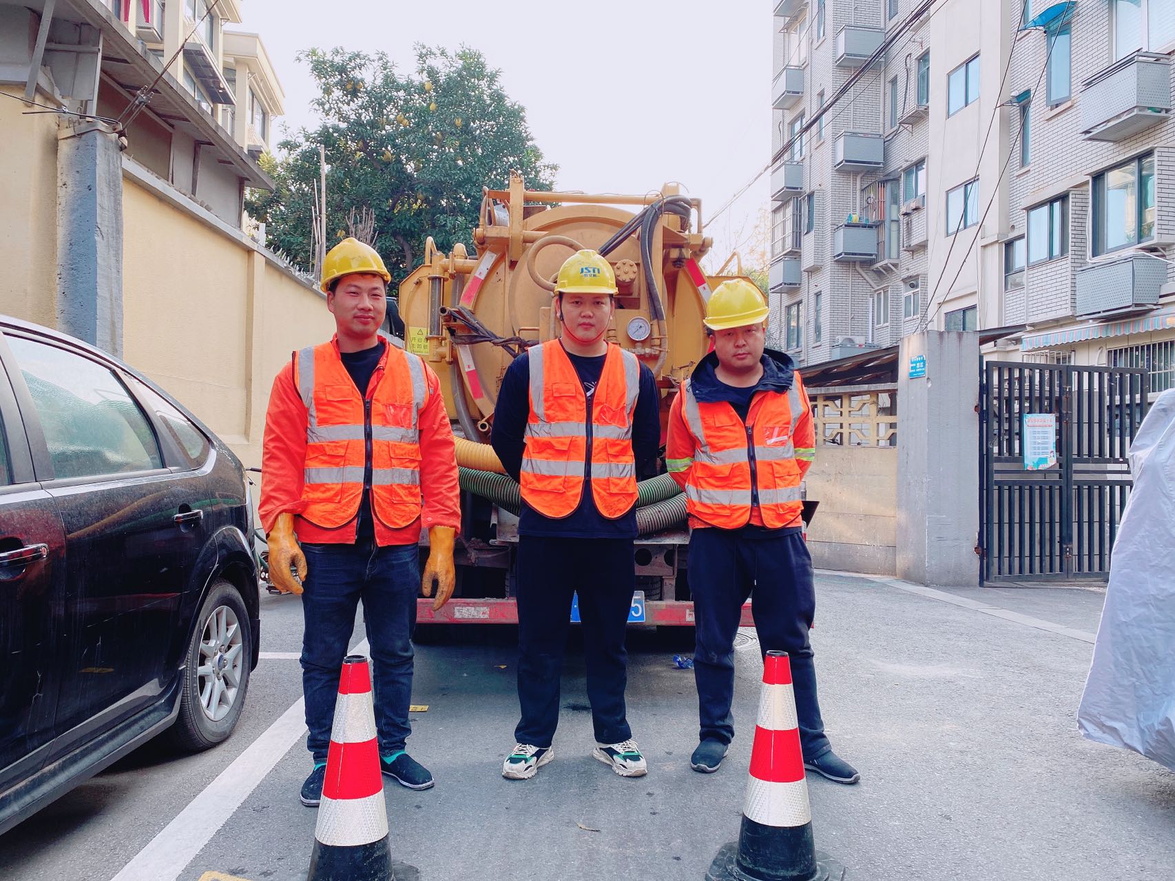 万寿村南京某小区管道清淤检测施工
